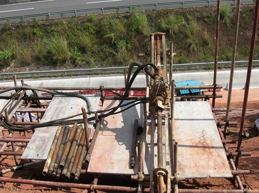 青羊地基好坏直接影响建筑稳定性，如何选择专业的地基注浆加固公司？ 